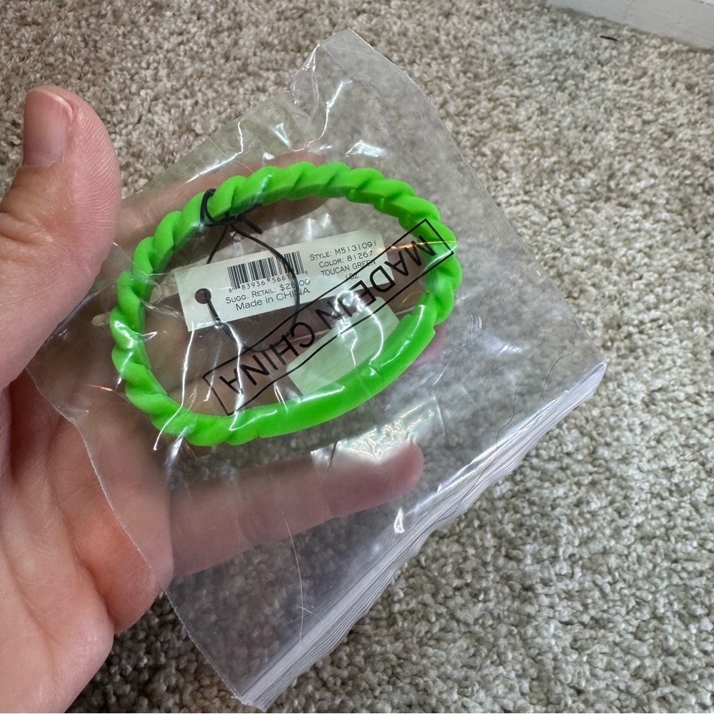 Marc By Marc Jacobs Toucan Green Braided Silicone Rubber Bracelet - Picture 2 of 3